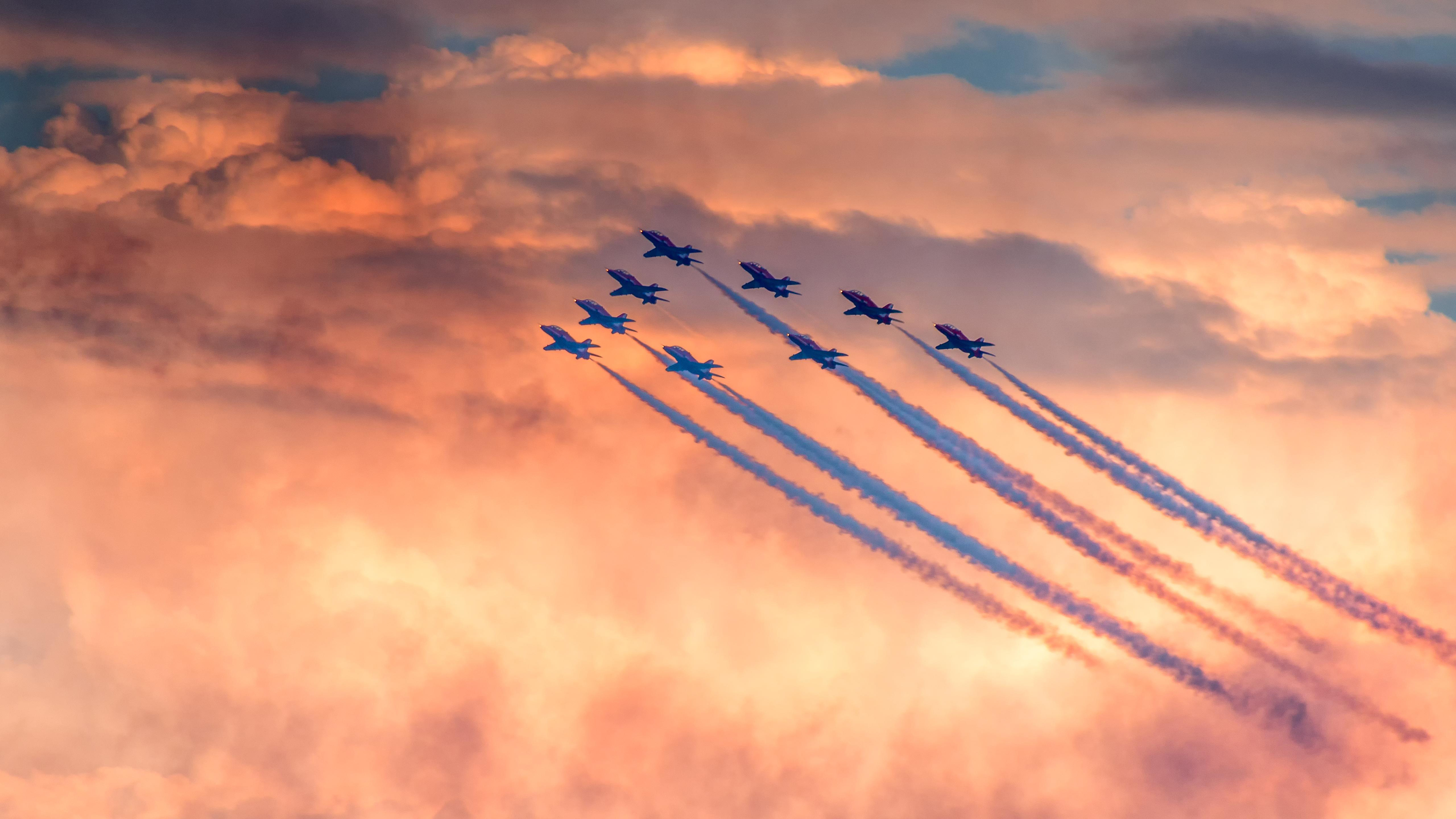 Red Arrows Air Show 5K1145413963